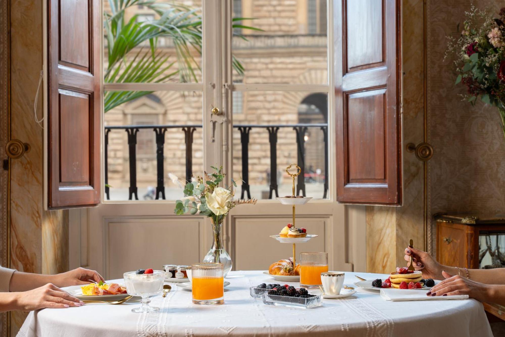 Piazza Pitti Palace - Residenza D'Epoca Acomodação com café da manhã  Florença