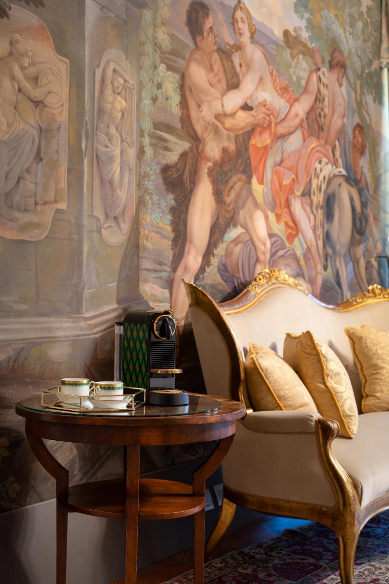 Piazza Pitti Palace - Residenza D'Epoca Acomodação com café da manhã  Florença