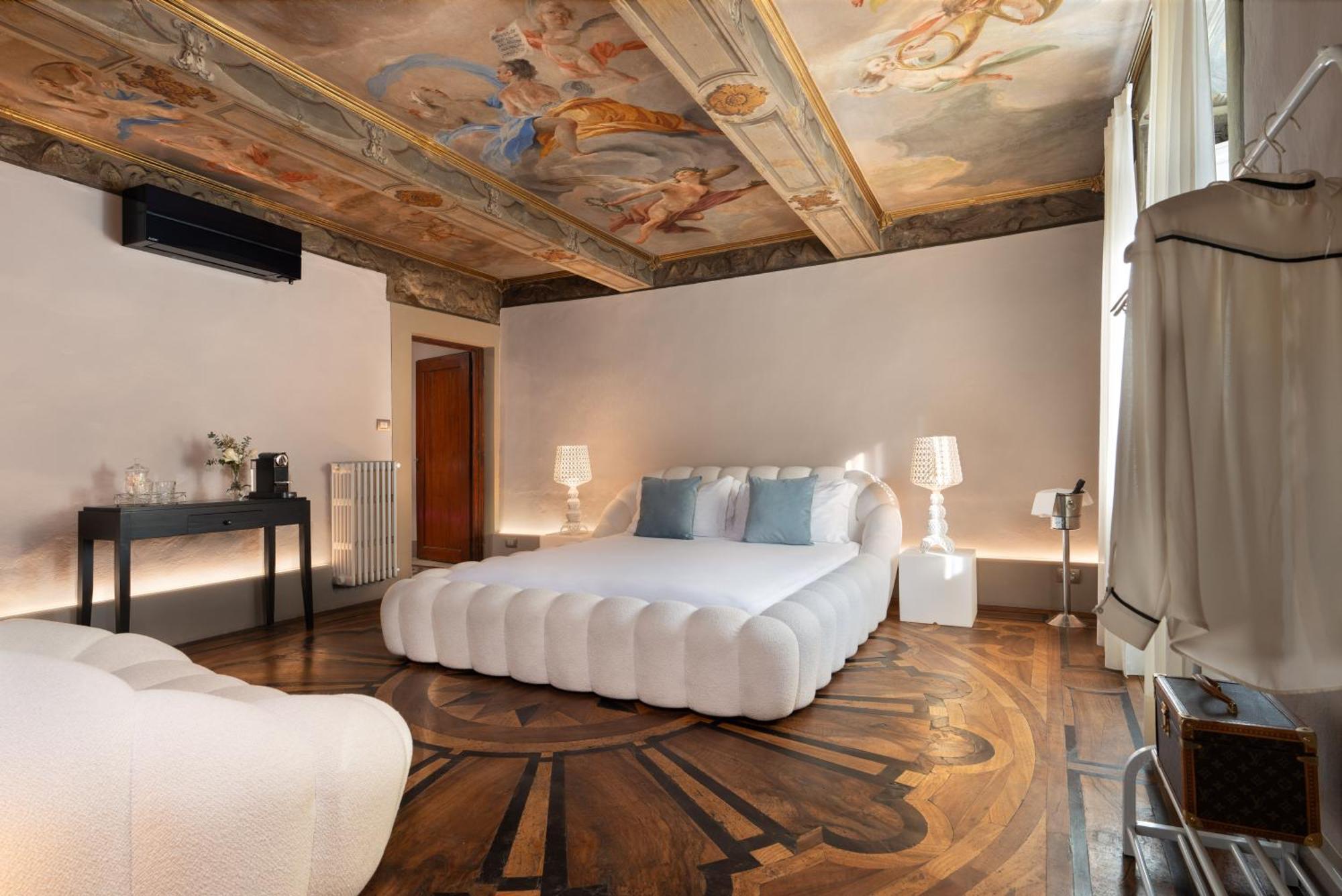 Acomodação com café da manhã  Piazza Pitti Palace - Residenza D'Epoca Florença